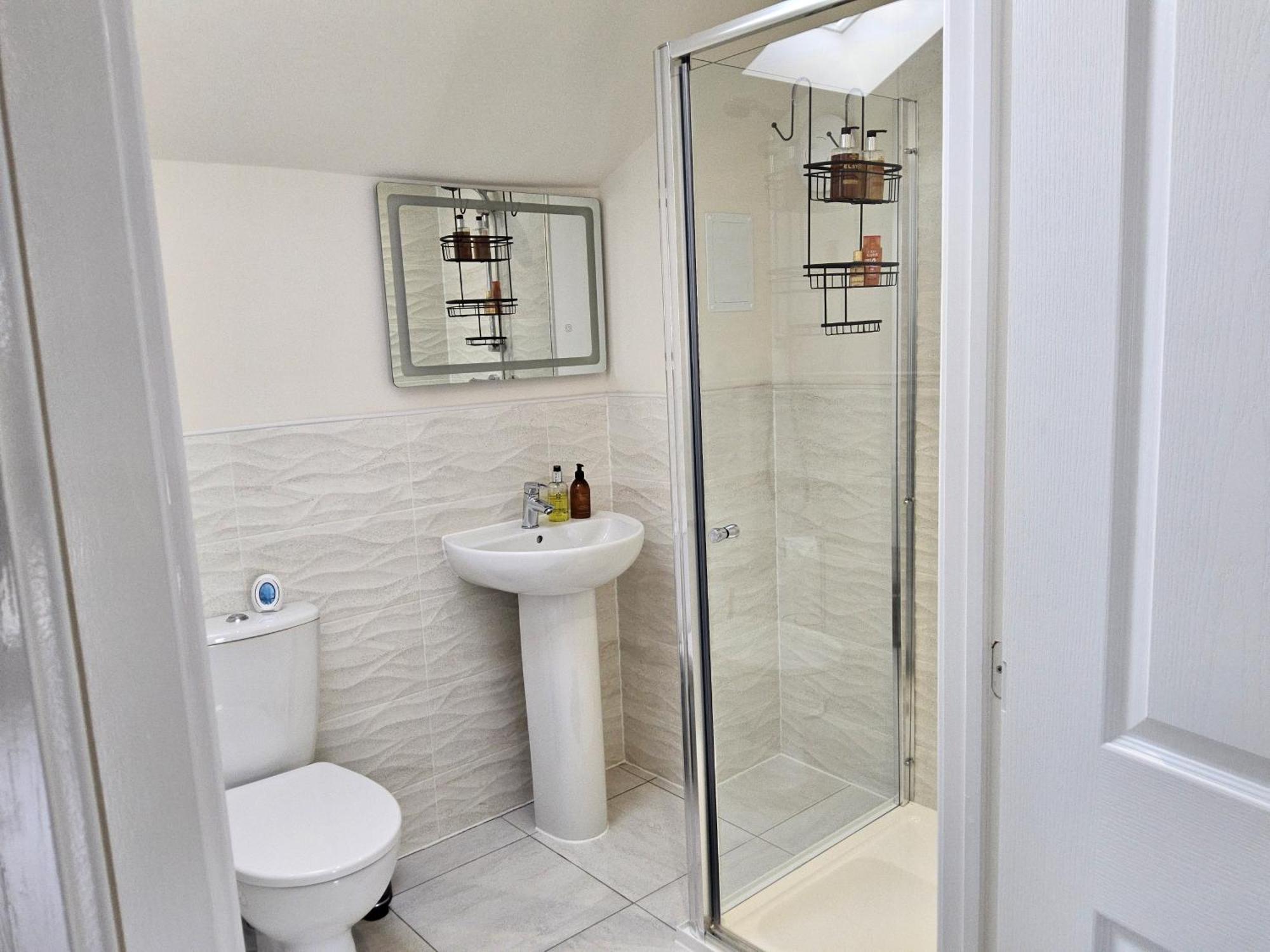 5 Star Luxury Small Cosy House With Lake View Doncaster Eksteriør billede